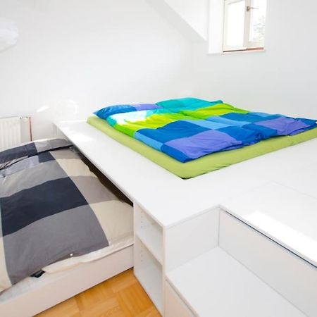 The Cute, Sunny Apartment In The Center +P Любляна Екстериор снимка