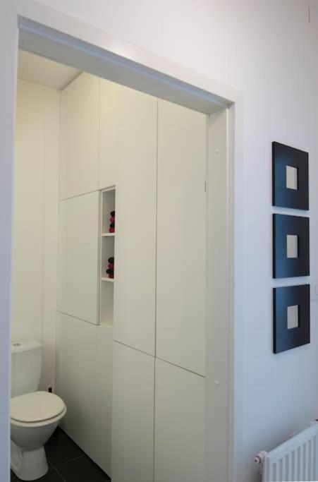 The Cute, Sunny Apartment In The Center +P Любляна Екстериор снимка