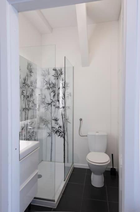 The Cute, Sunny Apartment In The Center +P Любляна Екстериор снимка